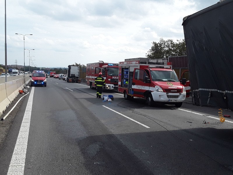 5-tragicky-pozar-na-D1