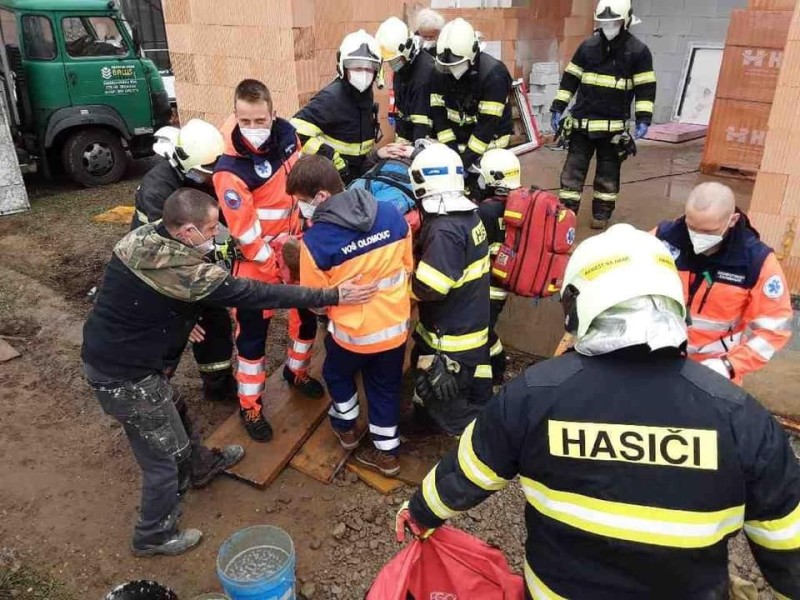 176007467_2832355077003779_1102648562119060113_n