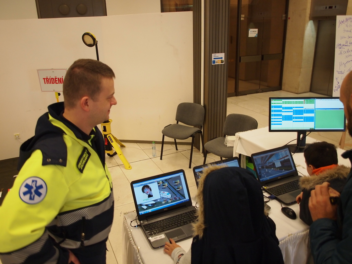 OLYMPUS DIGITAL CAMERA