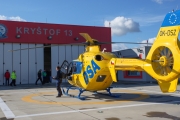 Vrtulník EC 135 na heliportu v Plané 3